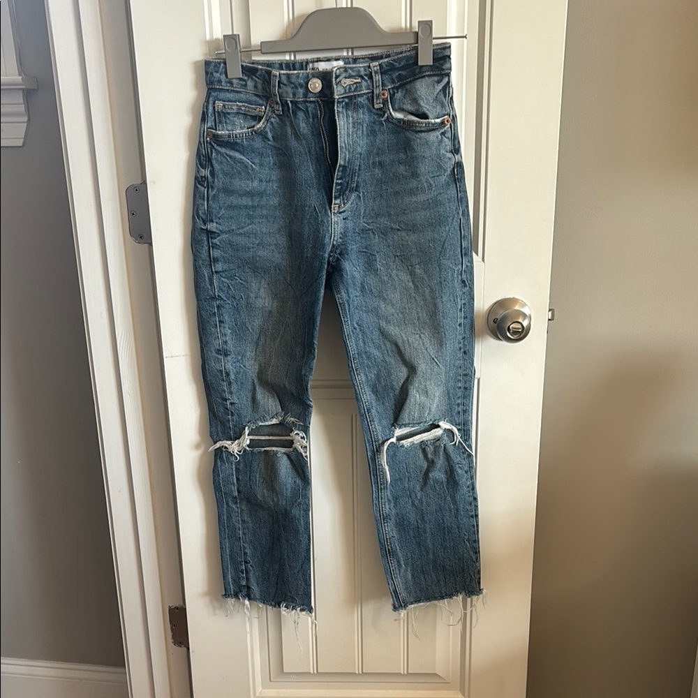 Zara Medium Wash Distressed Blue Jeans